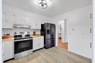 210 Strong St, Amherst, MA 01002 - Photo 15