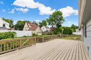 4 Rossmore Rd, Lynnfield, MA 01940 - Photo 27