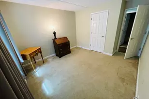 22 Maple Crest Cir, Holyoke, MA 01040 - Photo 17