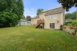 86 Oakland St, Stoughton, MA 02072 - Photo 9
