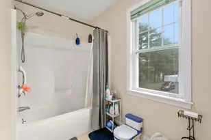 86 Oakland St, Stoughton, MA 02072 - Photo 15