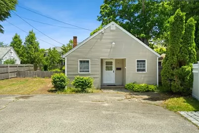 47 Little Rock Ave, Falmouth, MA 02540 - Photo 3