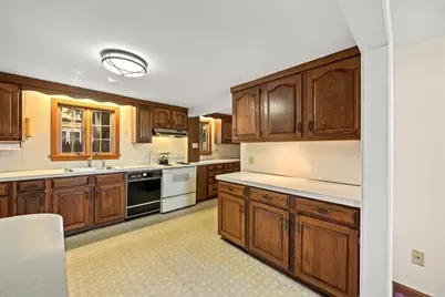 47 Little Rock Ave, Falmouth, MA 02540 - Photo 17