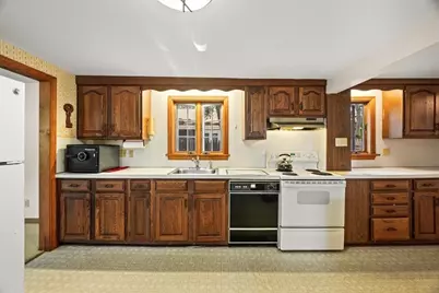 47 Little Rock Ave, Falmouth, MA 02540 - Photo 15