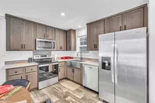 2 4th Ave, Ware, MA 01082 - Photo 11