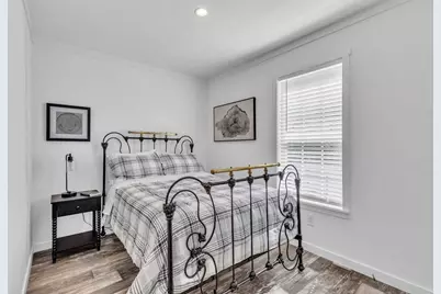 2 Fourth Ave., Ware, MA 01082 - Photo 29