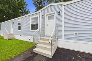 2 4th Ave, Ware, MA 01082 - Photo 3