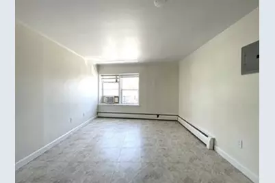 31 Webster Ave #7, Gloucester, MA 01930 - Photo 3