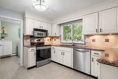 25 Greenwood East Lane, North Andover, MA 01845 - Photo 9