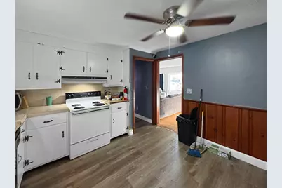 17 Vincent Dr, West Springfield, MA 01089 - Photo 9