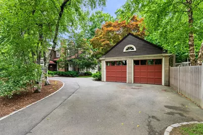 10 Traill St, Cambridge, MA 02138 - Photo 3