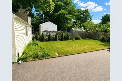 19 Cavanaugh Rd, Braintree, MA 02184 - Photo 3