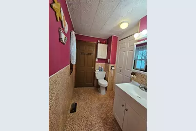 90 Alvarado, Worcester, MA 01604 - Photo 11