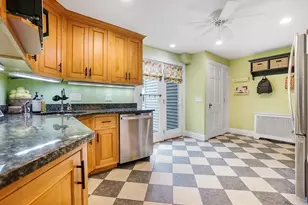 158 Warren St, Waltham, MA 02453 - Photo 13