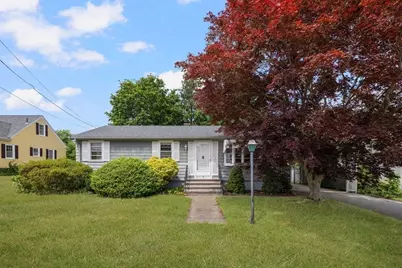 27 Hinsdale St, Swansea, MA 02777 - Photo 1