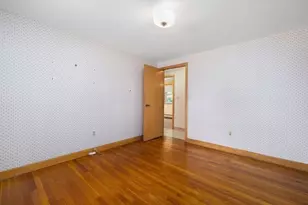 27 Hinsdale St, Swansea, MA 02777 - Photo 21