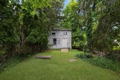 27 Hinsdale St, Swansea, MA 02777 - Photo 35