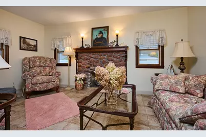 238 Dox Rd, Westfield, MA 01085 - Photo 9