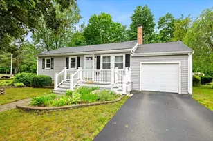 2 Margaret Rd, Foxboro, MA 02035 - Photo 1