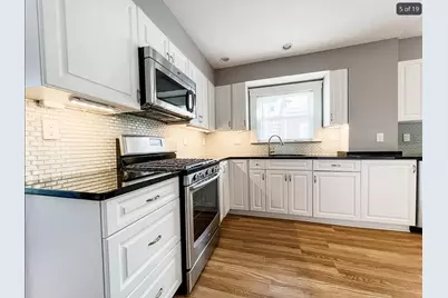 21 Jefferson #1, Cambridge, MA 02141 - Photo 5
