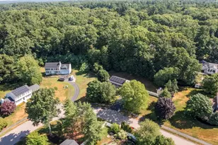 13 Candlewood Dr, Medway, MA 02053 - Photo 39