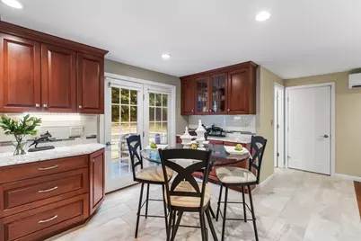 13 Candlewood Dr, Medway, MA 02053 - Photo 5