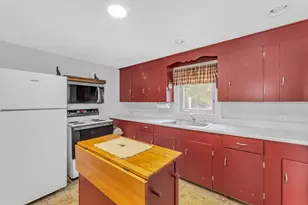 31 Delprete Ave, Rockland, MA 02370 - Photo 9