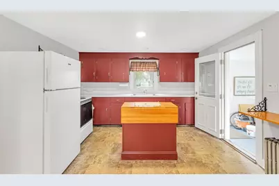 31 Delprete Ave, Rockland, MA 02370 - Photo 7