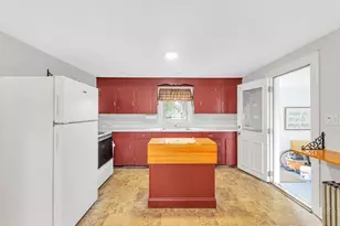 31 Delprete Ave, Rockland, MA 02370 - Photo 7