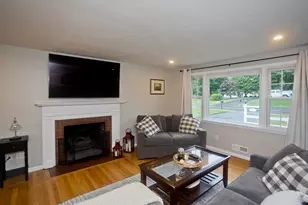326 Dewey St, West Springfield, MA 01089 - Photo 5
