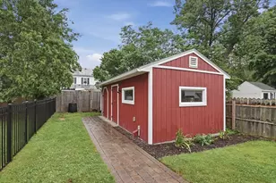 67 Crescent St, Shrewsbury, MA 01545 - Photo 25
