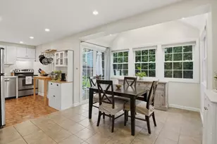 67 Crescent St, Shrewsbury, MA 01545 - Photo 5