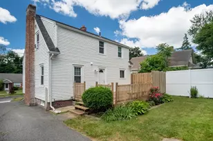 43 Ellsworth Ave, Springfield, MA 01118 - Photo 23