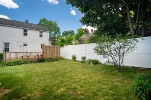 43 Ellsworth Ave, Springfield, MA 01118 - Photo 27
