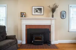 43 Ellsworth Ave, Springfield, MA 01118 - Photo 9