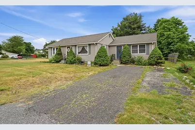 618 Morgan Rd, West Springfield, MA 01089 - Photo 3