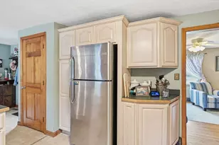 618 Morgan Rd, West Springfield, MA 01089 - Photo 15