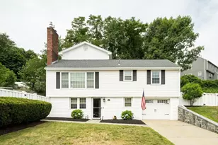 85 Farm St, Wakefield, MA 01880 - Photo 21