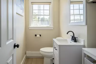 85 Farm Street, Wakefield, MA 01880 - Photo 7
