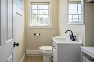 85 Farm St, Wakefield, MA 01880 - Photo 7