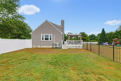 87 Messenger St., Plainville, MA 02762 - Photo 37