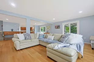 87 Messenger St, Plainville, MA 02762 - Photo 5
