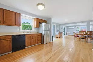 87 Messenger St, Plainville, MA 02762 - Photo 13