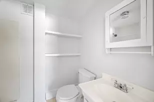 1068 Main St, Wakefield, MA 01880 - Photo 11