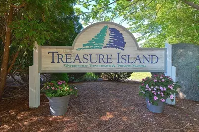 201 Treasure Island Rd #201, Webster, MA 01570 - Photo 33