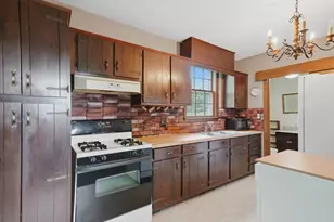239 Fairmount St, Lowell, MA 01852 - Photo 33