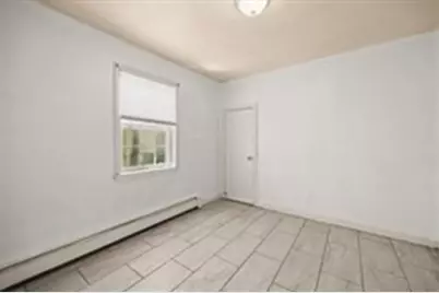 30 Orange St, Fall River, MA 02720 - Photo 13