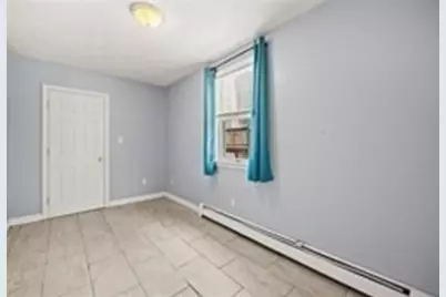 30 Orange St, Fall River, MA 02720 - Photo 11
