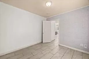 30 Orange St, Fall River, MA 02720 - Photo 33