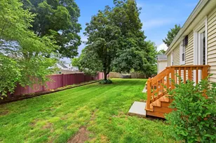 7 Fritz Ave, Westfield, MA 01085 - Photo 9